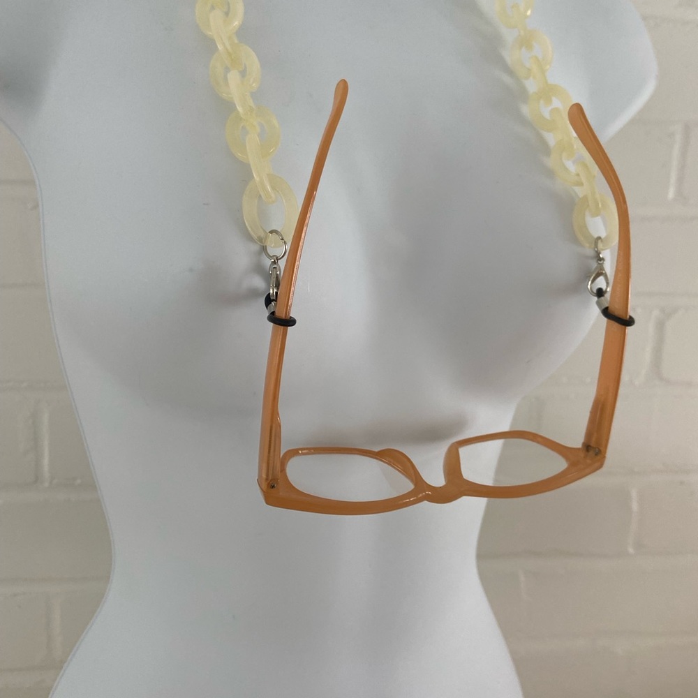 Classic Eyeglass Link Chain Necklace With Lobster Claw Clasp